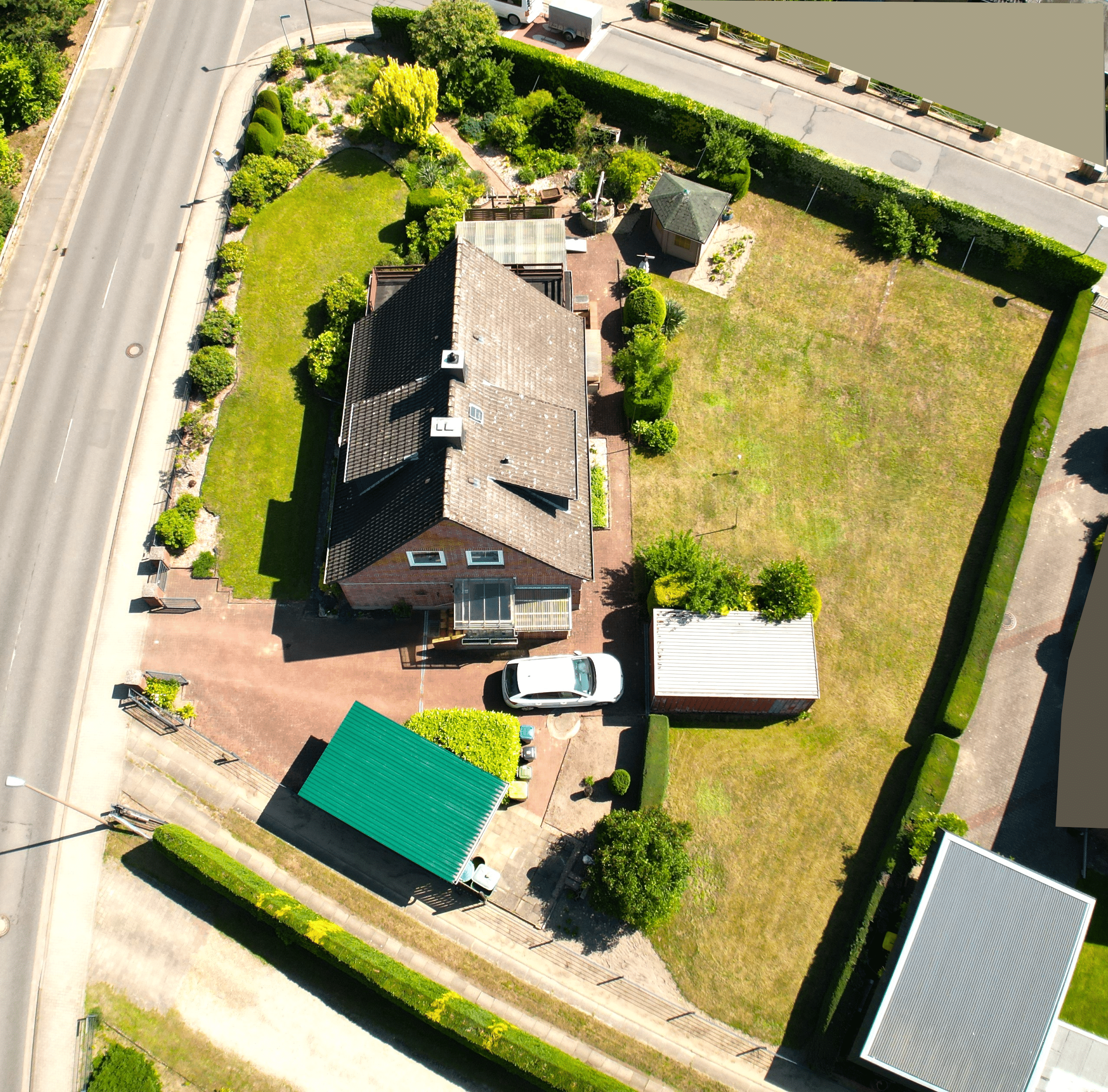 Luftbild totales Grundstück II Verpixxelt