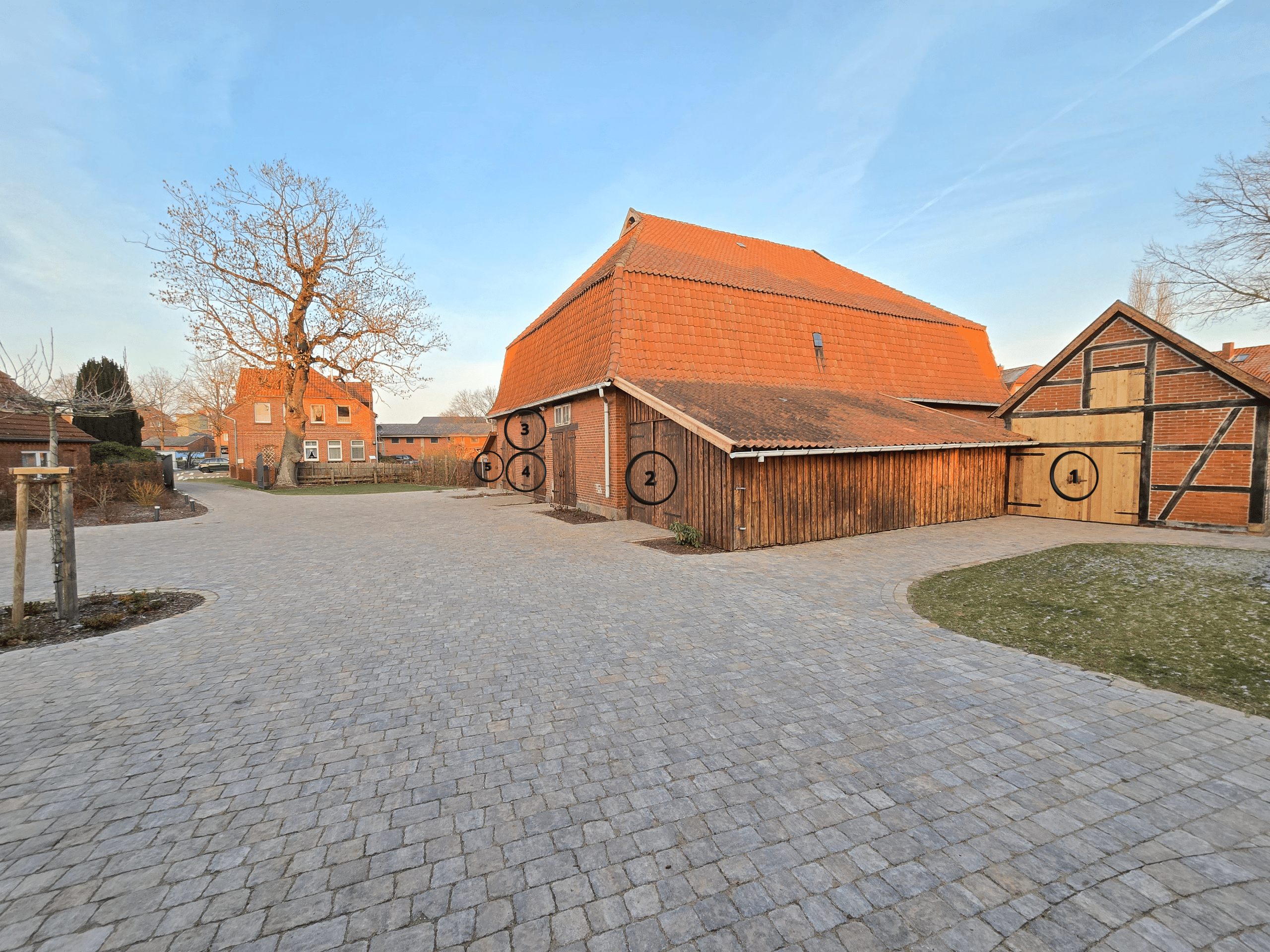 Garagen und Stellflächen nummeriert.jpg